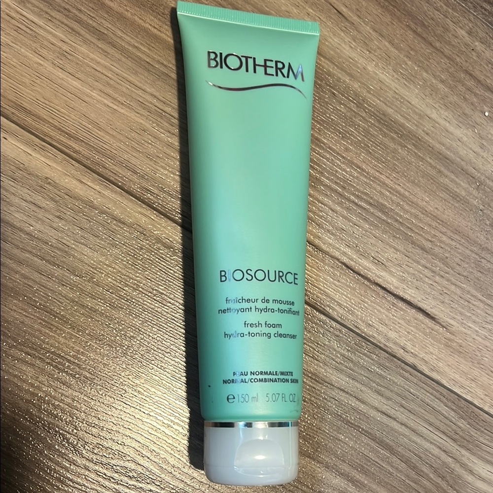 Biotherm Biosource Fresh Foam Hydra-Toning Cleanser